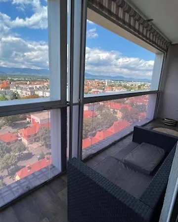 Superbe Avec Vue Et Jacuzzi Apartman Colmar